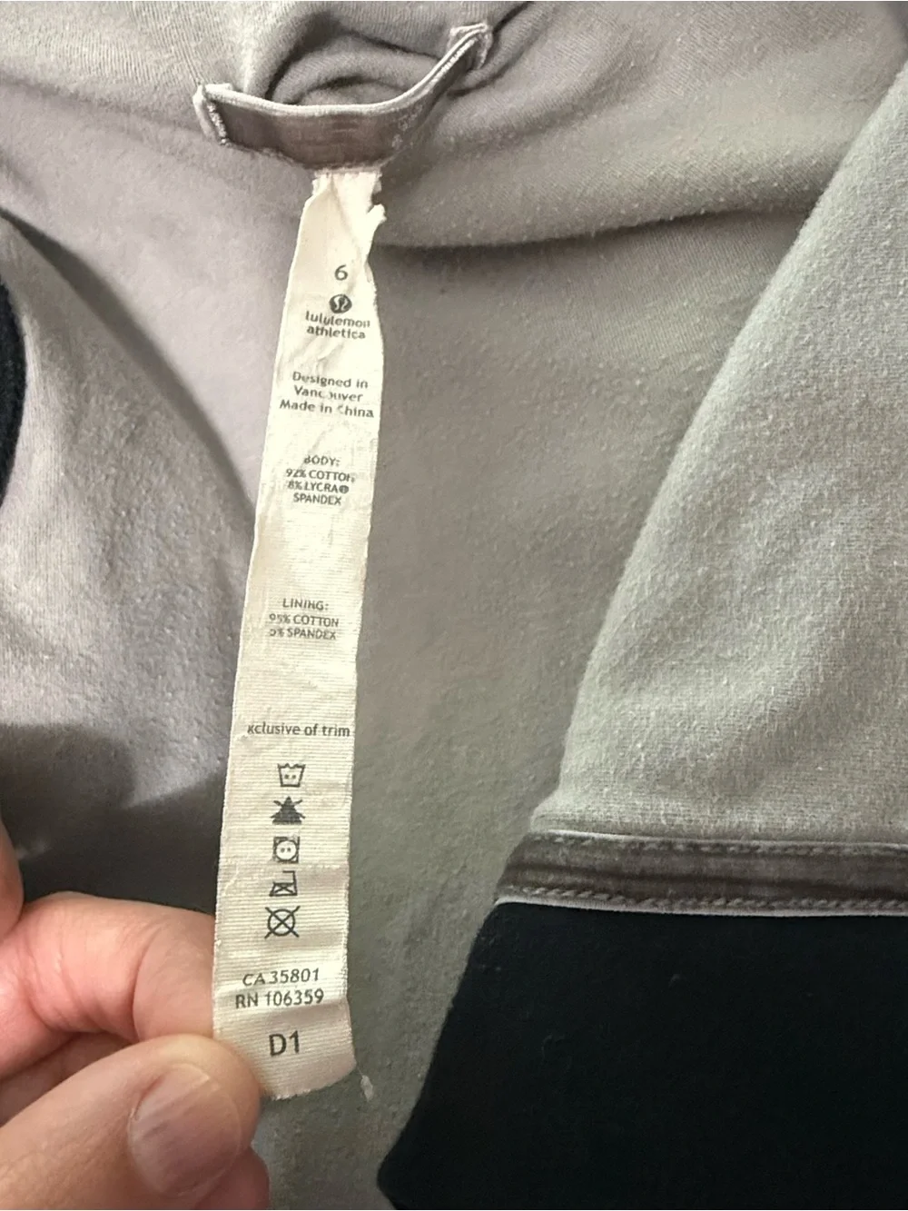 Lululemon Savasana Wrap Cardigan Black Grey‎ Hooded Snap Jacket Size 6